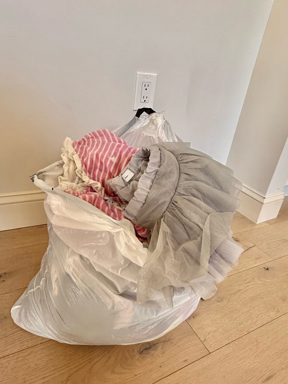Girls 2T–3T Clothing Bulk Bundle | 40+ Pieces | Ralph Lauren, Zara, Nike, More